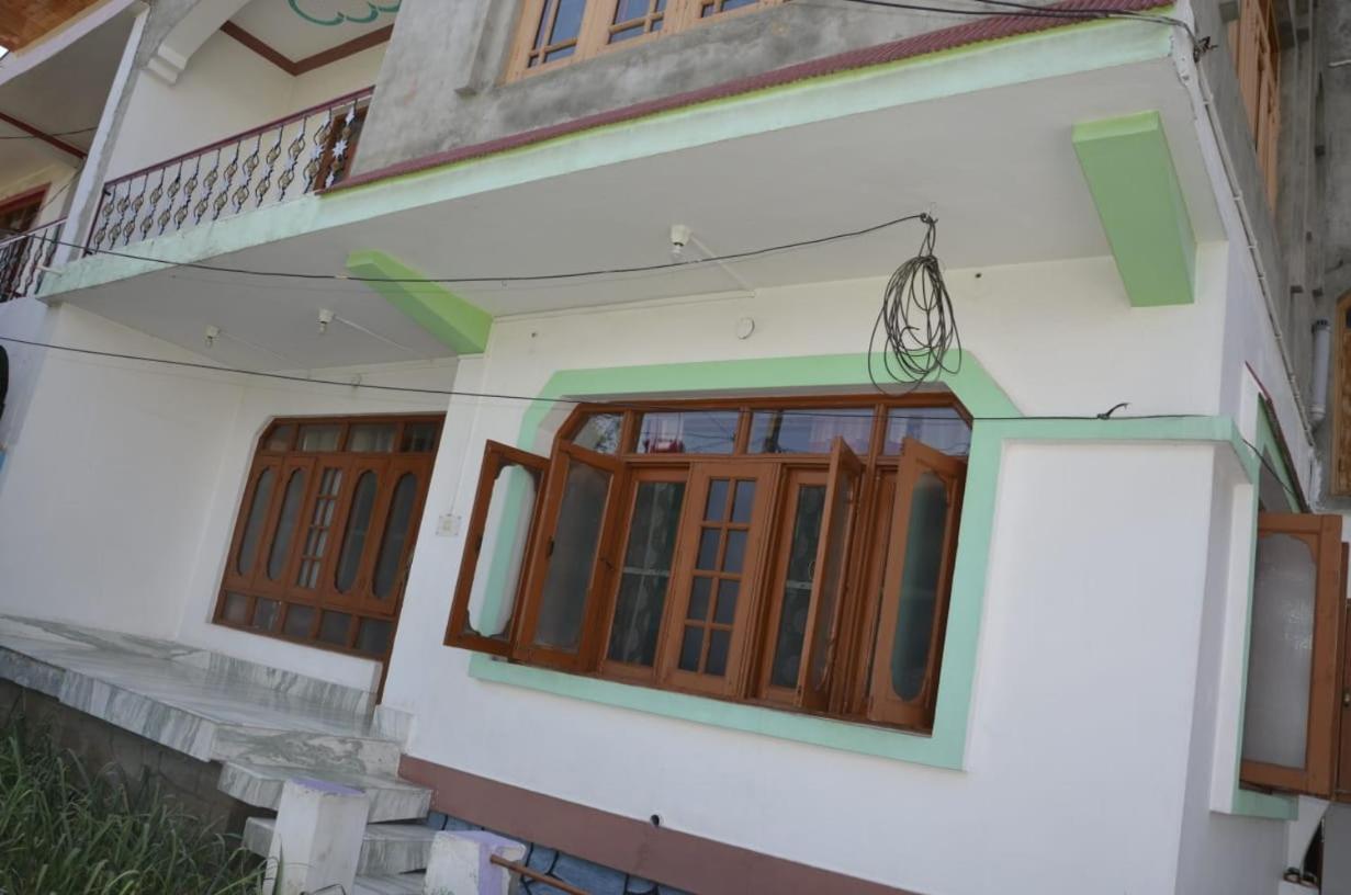 Bed and Breakfast Mir Manzil Srīnagar Exteriér fotografie