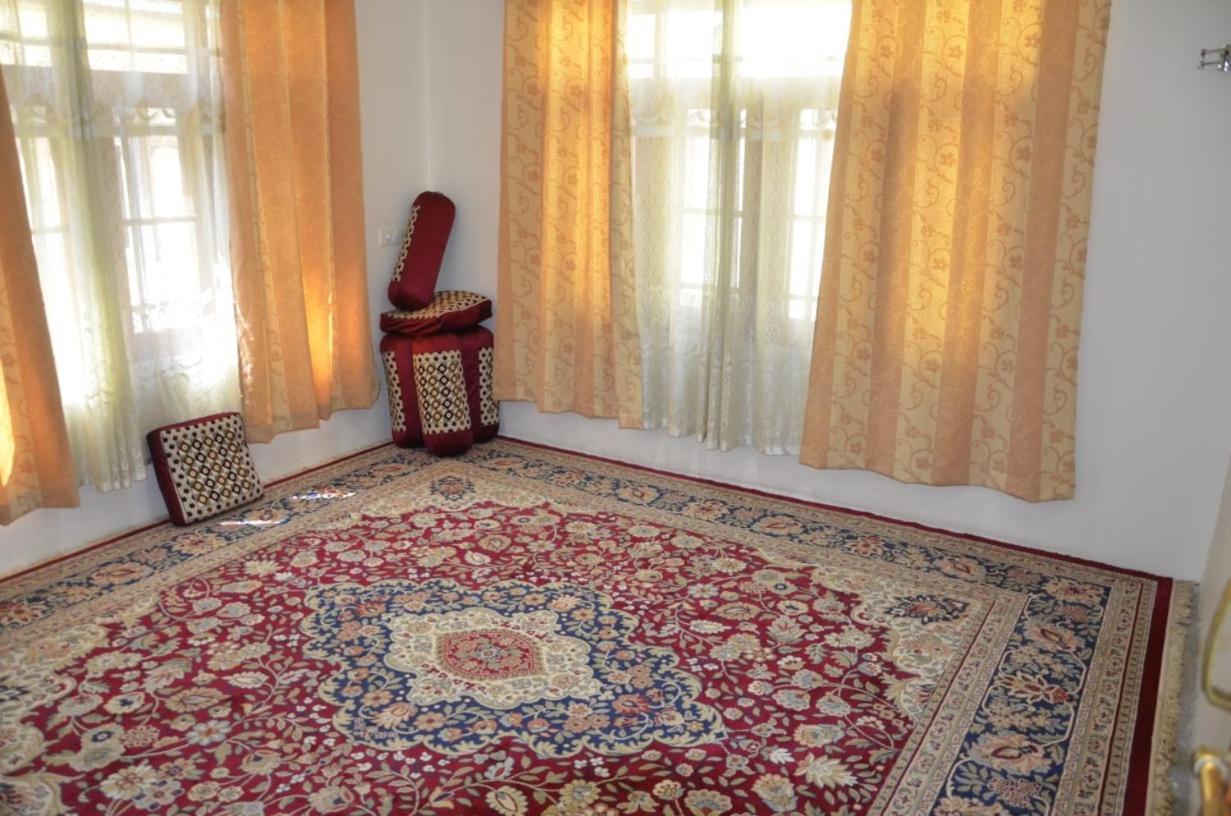 Bed and Breakfast Mir Manzil Srīnagar Exteriér fotografie